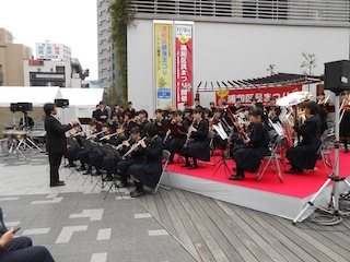 2013.11区民まつり1